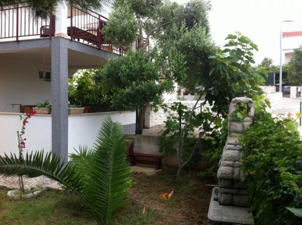 Apartman Lidija Ciovo Trogir Eksteriør bilde
