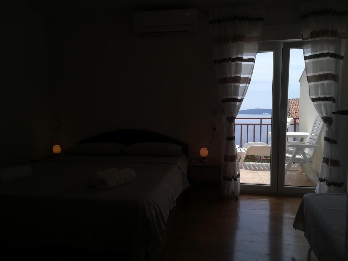 Apartman Lidija Ciovo Trogir Eksteriør bilde